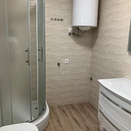 Camp Panorama With Pool 캠프장 드라게