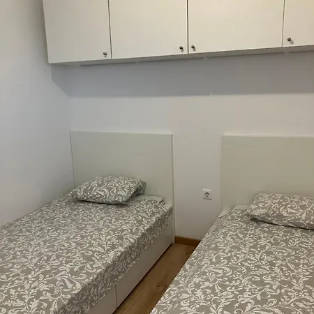 Camp Panorama With Pool 드라게