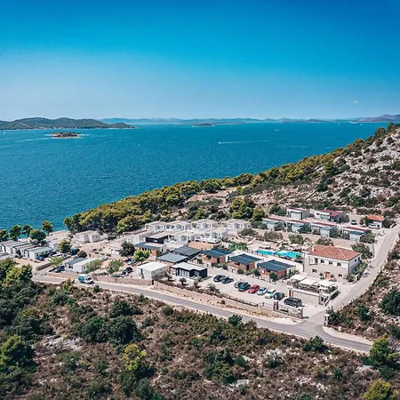 Camp Panorama With Pool Kamp alanı Drage