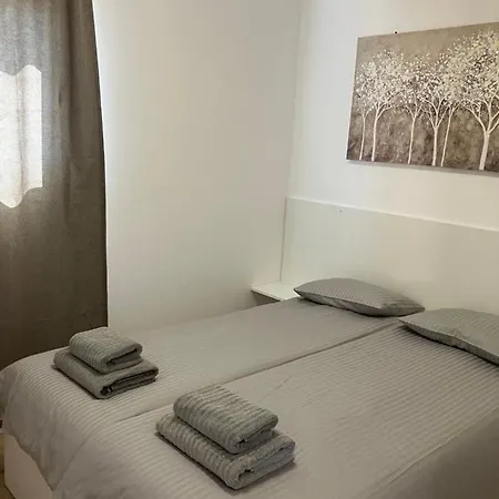 Kamp Camp Panorama With Pool