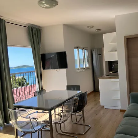 Camp Panorama With Pool Kamp 3*