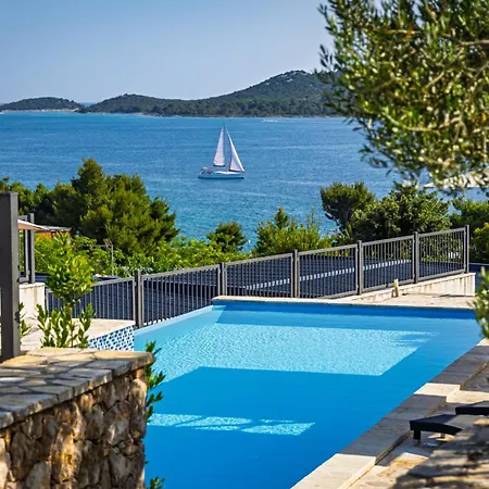 Camp Panorama With Pool Camping