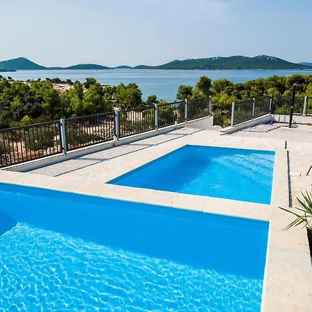 Camp Panorama With Pool 3*